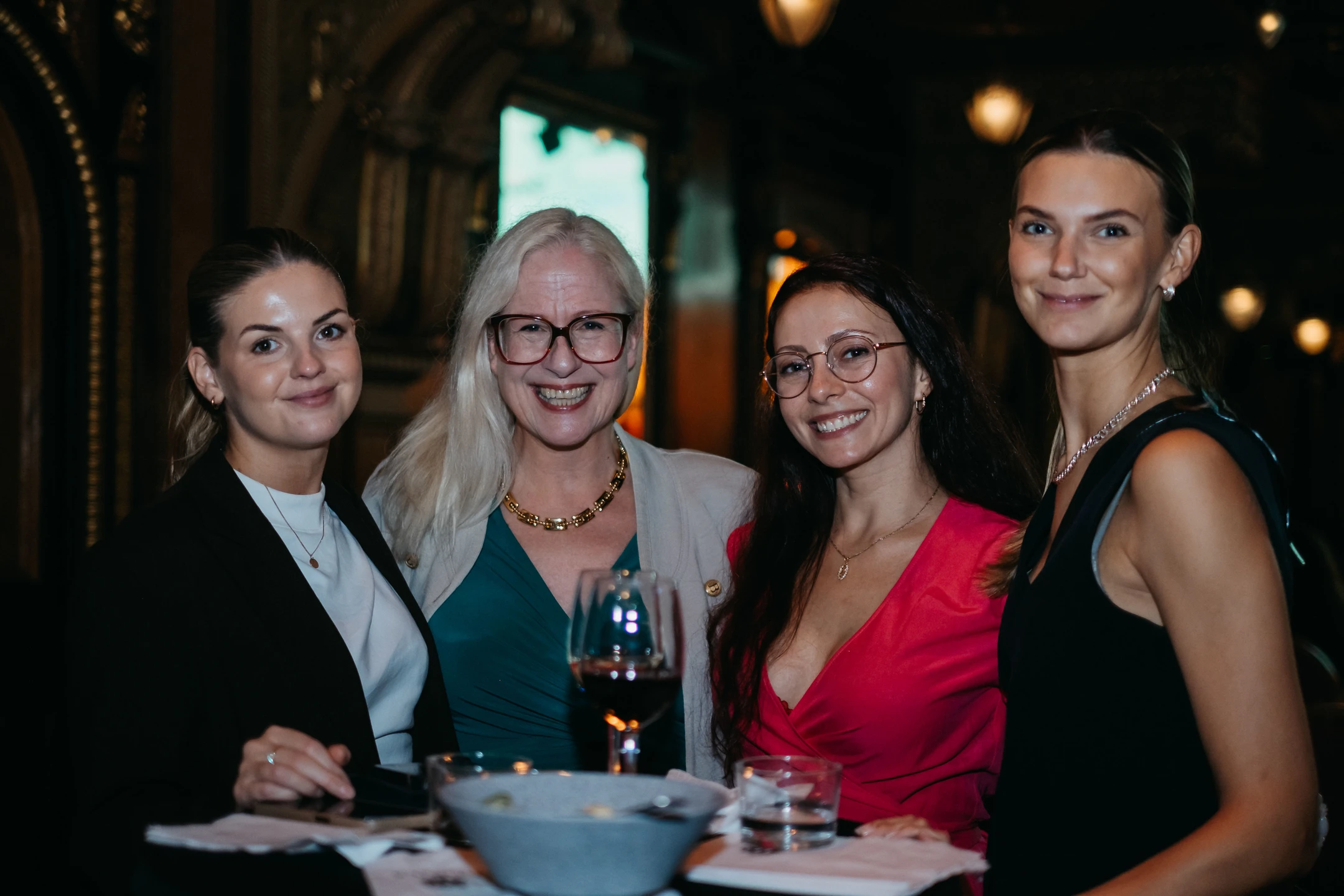 Visste du att det kan löna sig att starta aktiebolag innan nyår? 